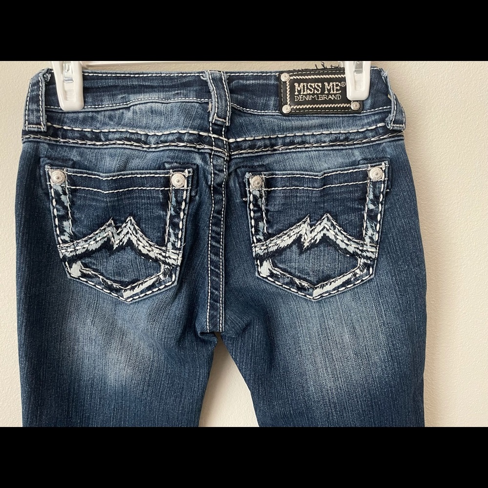 Miss Me size 25